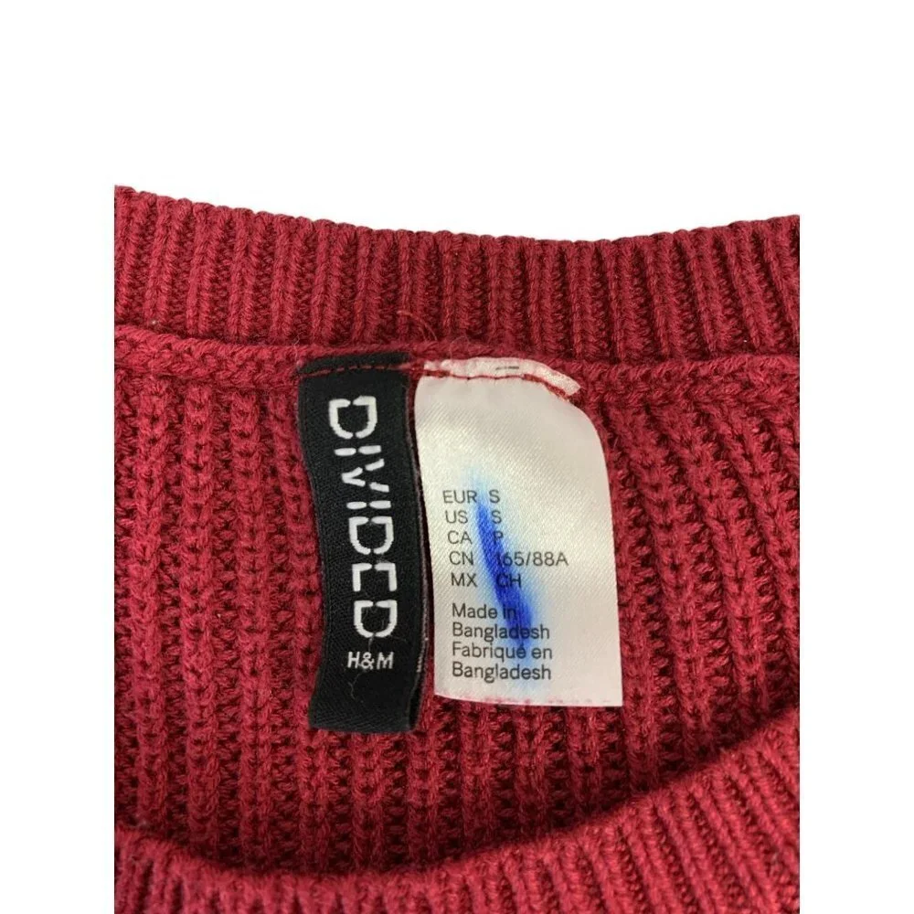 Divided Women’s Knitted Burgundy Sweater